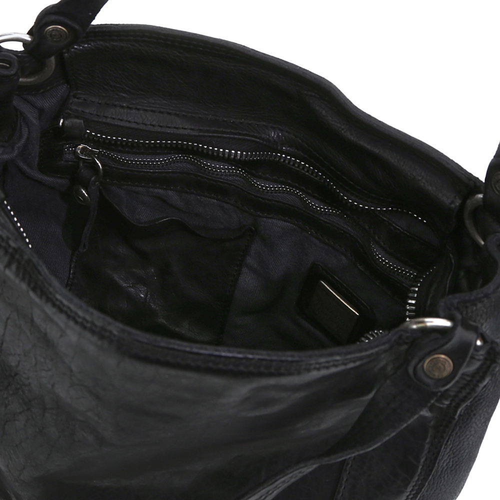 ま*い様 CAMPOMAGGI ブラック ハンドバッグ CAMPOMAGGI Woman hand bag Leather Black Round studs