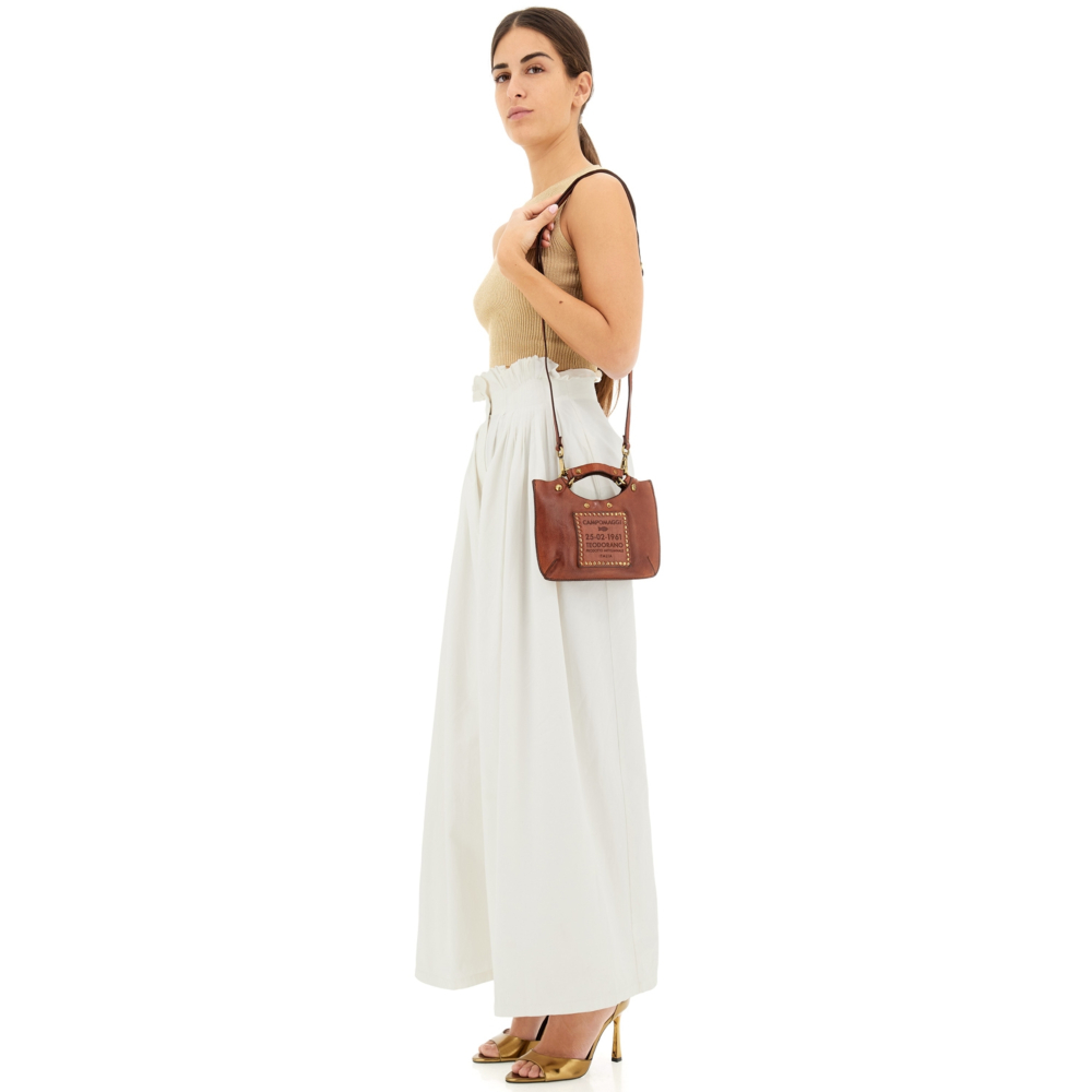 Crossbody Bag Hiddenite Cognac | Campomaggi