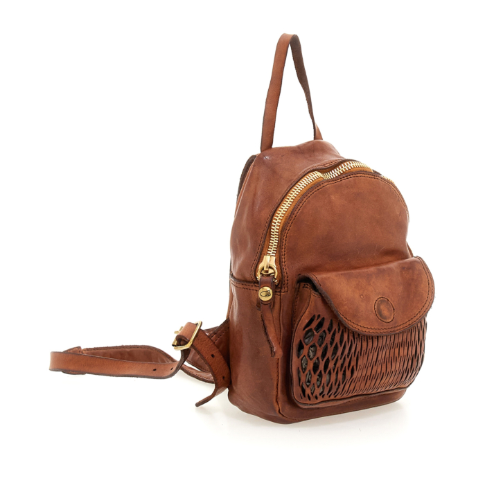 campomaggi mini backpack fine grain cow leather moro consisting of a single large compartment that is fully lined and fastened with pullers Malibu'