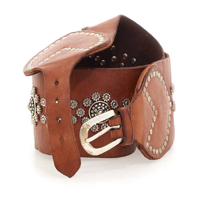 Motif Vintage Brown Studded Leather Belt display picture 1