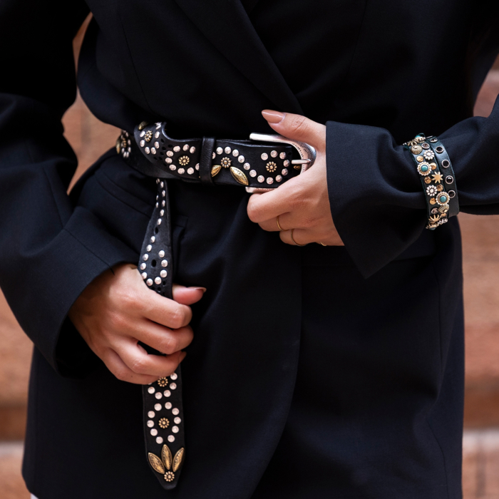Campomaggi Chain Belt in Nero CAMPOMAGGI belt bag Nero | Buy bags, purses & accessories  main image 3