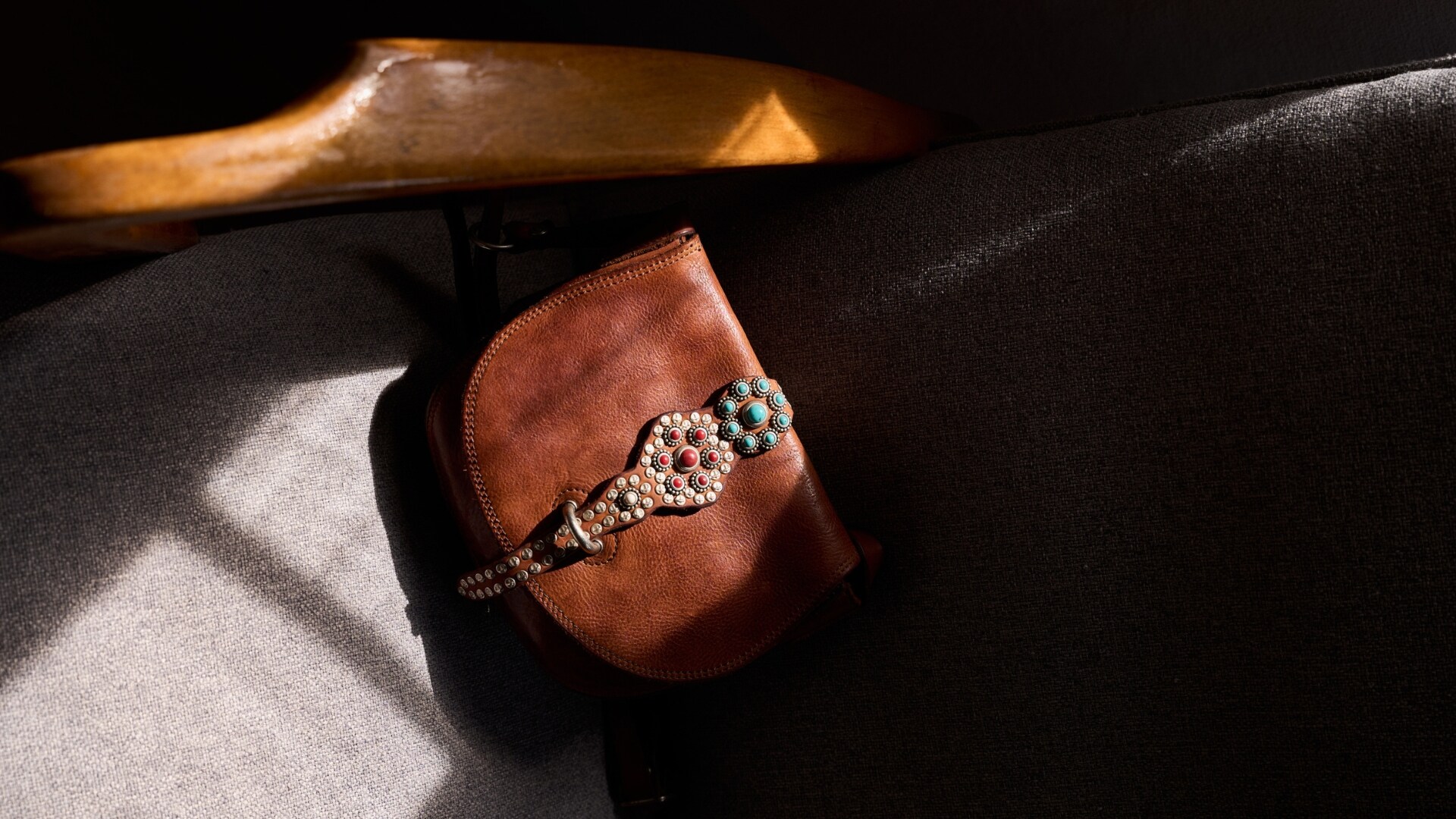 Italian Leather Bags and Accessories | Campomaggi Official Shop